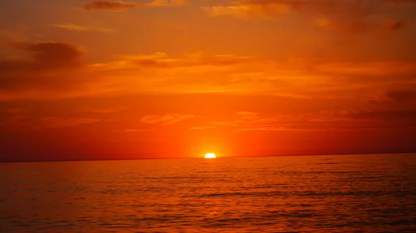 Wunderschöner Orangefarbener Sonnenuntergang Schwarzen Meer — Stockfoto