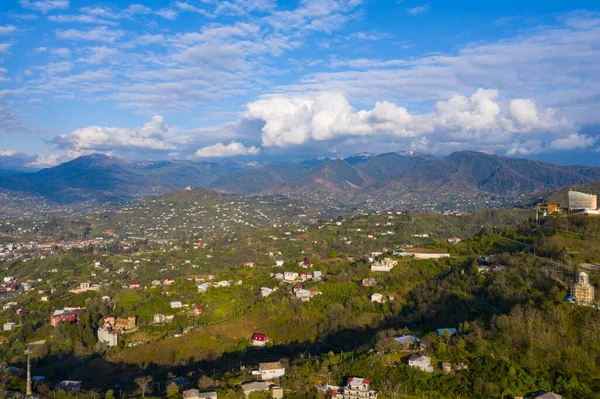 Drohnenblick Auf Das Dorf Fuße Des Berges — Stockfoto