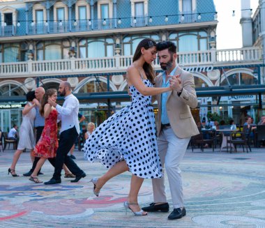 Batumi, Gürcistan - 16 Temmuz 2021: Argetinian tango Meydanı