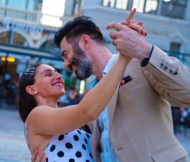 Batumi, Gürcistan - 16 Temmuz 2021: Argetinian tango Meydanı