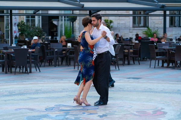 2021年7月16日 格鲁吉亚巴统 Argetinian Tango Piazza Square — 图库照片