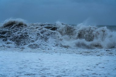 9 Mayıs 2021 'de Batumi' deki Karadeniz Fırtınası