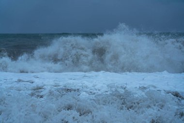 9 Mayıs 2021 'de Batumi' deki Karadeniz Fırtınası
