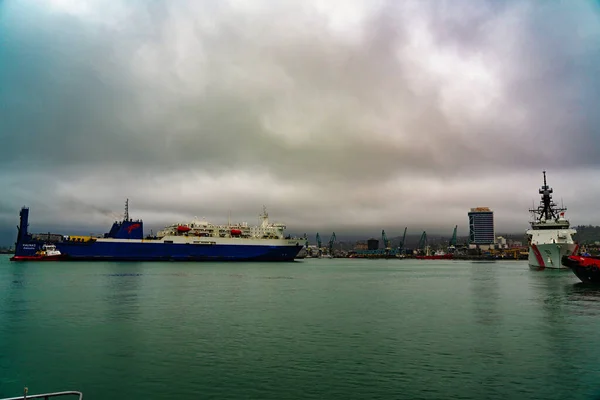 Batumi Geórgia Maio 2021 Navio Kaunas Entra Porto — Fotografia de Stock