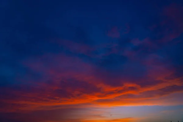 Hermosas Nubes Ciudad Batumi Durante Atardecer — Foto de Stock