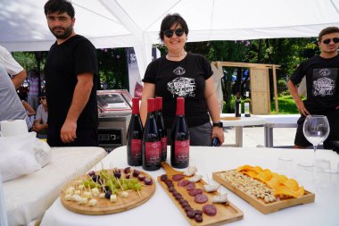 Batumi, Gürcistan - 06 Ağustos 2021: Halk Sanatları Fuarı