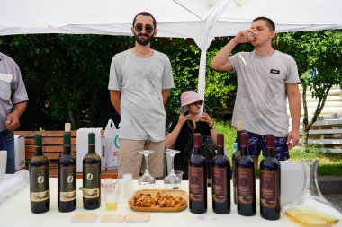 Batumi, Gürcistan - 06 Ağustos 2021: Halk Sanatları Fuarı