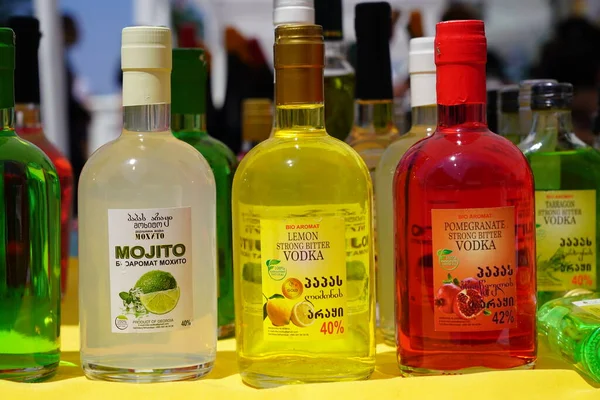 Batumi, Gürcistan - 06 Ağustos 2021: Halk Sanatları Fuarı