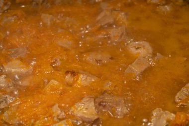 Et sosu, pilav tarifi.