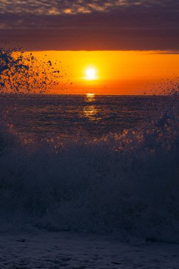Nisan 'da Karadeniz' de Günbatımı