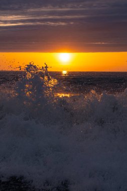 Nisan 'da Karadeniz' de Günbatımı