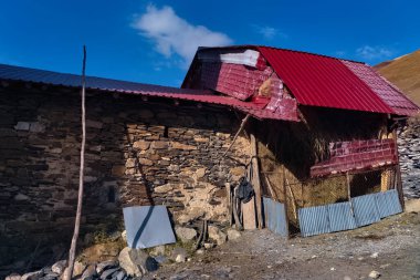 Ushguli, Yukarı Svaneti, Gürcistan 'daki tipik evler
