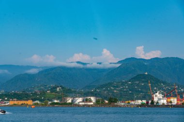 Batum, deniz ve dağ manzarası