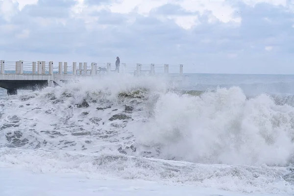 Batumi Georgia Febbraio 2021 Tempesta Sul Mar Nero Onde Enormi — Foto Stock