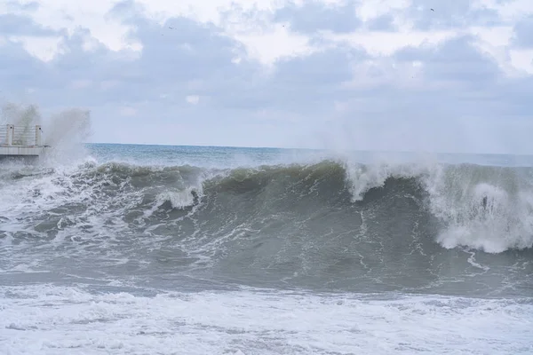 Batumi Georgia Febbraio 2021 Tempesta Sul Mar Nero Onde Enormi — Foto Stock