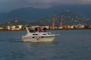 Batumi, Gürcistan - 24 Ağustos 2021: Deniz gezisi