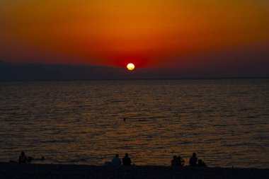 Gün batımında Batumi kıyıları