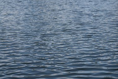 Göldeki su formunda güzel bir arka plan.