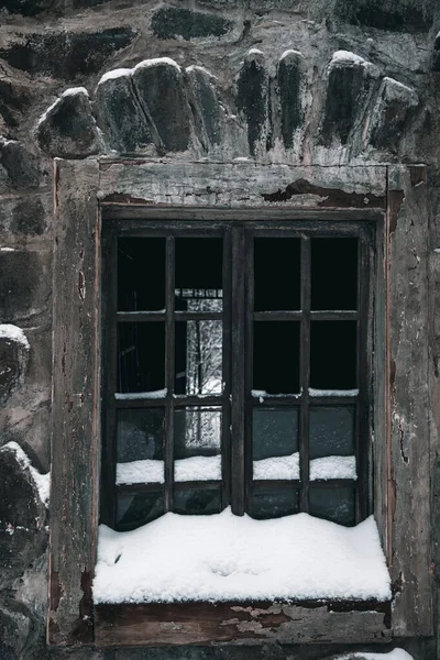 Старое Окно Заброшенном Здании Страшная Атмосфера — стоковое фото