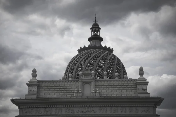 Kubah Batu Yang Indah Atap Istana Arsitektur Monumental Kuno — Stok Foto