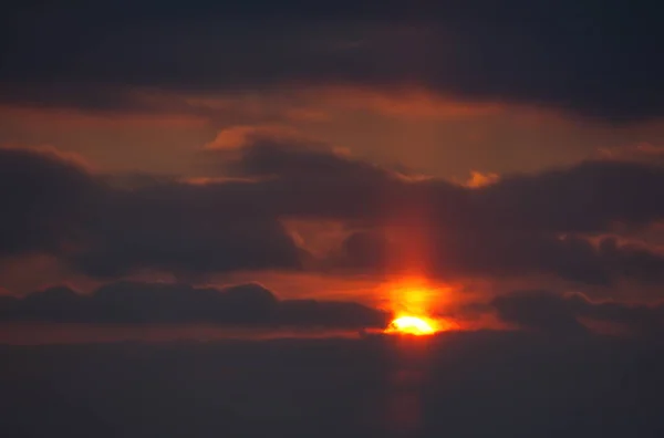 Puesta Sol Invierno Los Suburbios —  Fotos de Stock