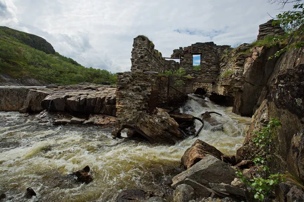 Vernietigde Waterkrachtcentrale Van Het Leger Aan Rivier Titovka Regio Moermansk — Stockfoto