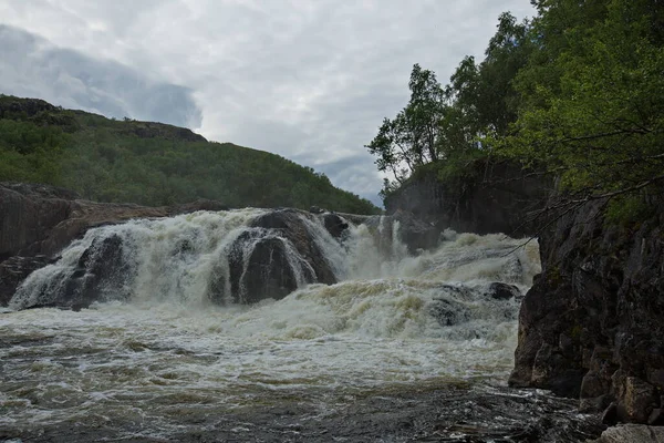 Rapide Rocciose Del Fiume Titovka Regione Murmansk Della Russia — Foto Stock