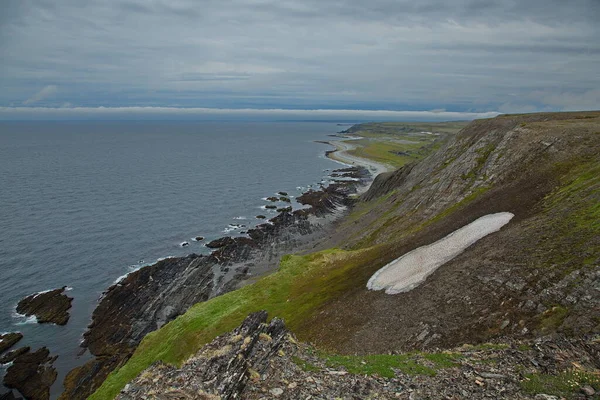 Opuštěné Skalnaté Břehy Barentsova Moře — Stock fotografie