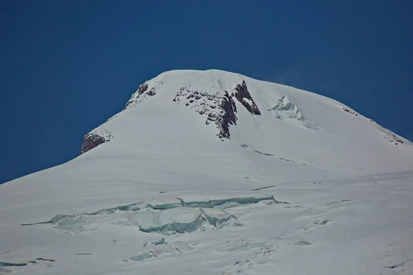 Den Västra Toppen Berget Elbrus — Stockfoto