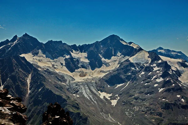 Vista Del Glaciar Big Azu Las Inmediaciones Del Monte Elbrus —  Fotos de Stock