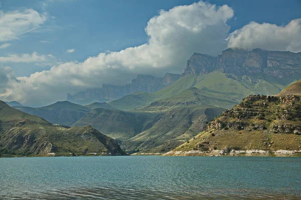 Lago Montaña Gizhgit Kabardino Balkaria Imagen de archivo