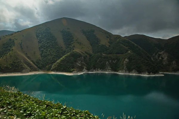 Alpské Jezero Kezenoy Největší Jezero Kavkaze — Stock fotografie