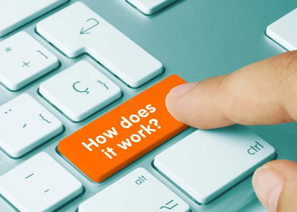 Cómo Funciona Escrito Orange Key Metallic Keyboard Pulsando Tecla —  Fotos de Stock