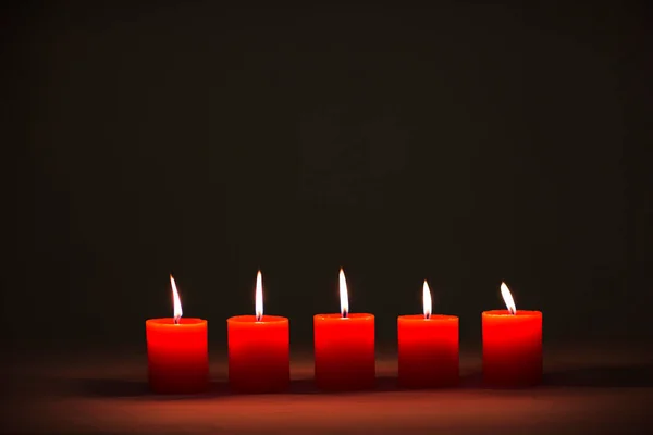 Wiersz świec — Zdjęcie stockowe