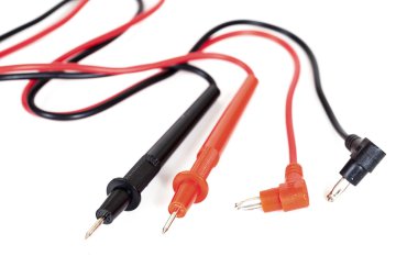 Analog voltmetre, kırmızı ve siyah tel ölçmek elektrik
