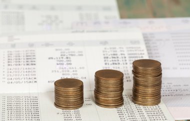 Tasarruf banka için para ile mali hesap ve kredi