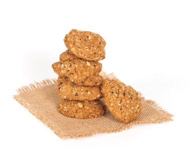 Bütün tahıl Çerezler, beyaz üzerine isloated ile ev yapımı