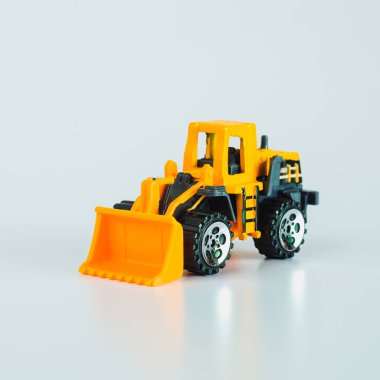 İnşaat araçları ve ağır makineler. Sanayi araçları sarı buldozer..