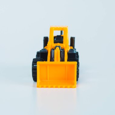 İnşaat araçları ve ağır makineler. Sanayi araçları sarı buldozer..