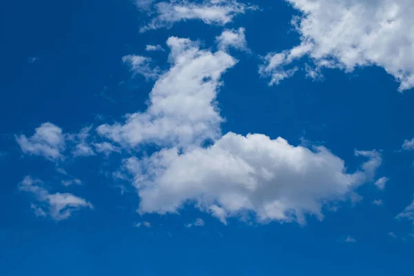 Kék Háttér Felhők Scape — Stock Fotó