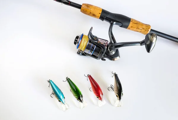 一种背带钓竿的鱼叉和摇臂 标准类型的鱼饵 — 图库照片