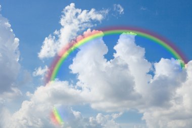bir gökkuşağı gökyüzü