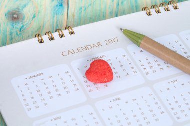 Takvim 2016 şekerle kaplı kalp şekerler