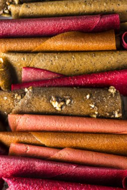 Tahtadaki meyveli ve meyveli pastil.