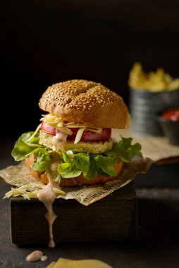 Vejetaryen soya köftesiyle hamburger. Yüksek kalite fotoğraf