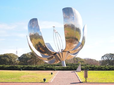 20 Ağustos 2012. floralis generica. buenos aires. Arjantin.