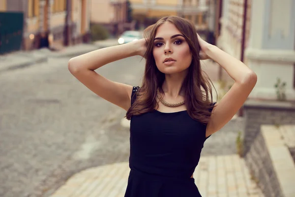 Jeune belle fille. La mode. Modèle de tir — Photo