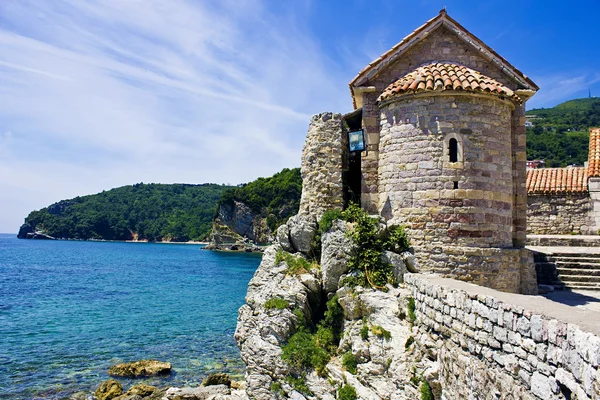 Antiga fortaleza. Amigo. Montenegro. Mar Adriático. Maravilhosa paisagem marinha . — Fotografia de Stock