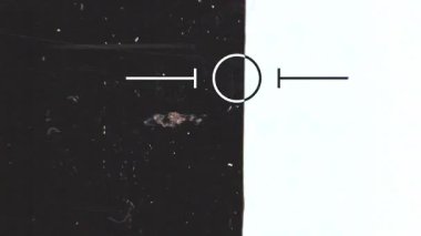 Retro mikrofiş tarama geçişi hem dikey hem de yatay döngülerle yapılır. Biçimlendirilmiş düzenleme, arıza kesme, geçmişe dönük araç gereç kitleri ve kaplama tabanlı hareket grafikleri için ideal.