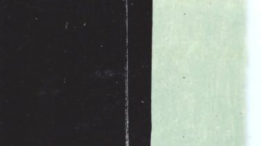 Retro mikrofiş tarama geçişi hem dikey hem de yatay döngülerle yapılır. Biçimlendirilmiş düzenleme, arıza kesme, geçmişe dönük araç gereç kitleri ve kaplama tabanlı hareket grafikleri için ideal.